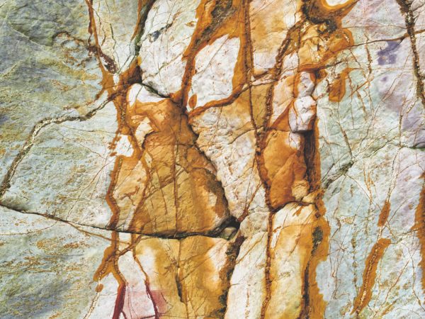 Image of rock at Caerfai beac Pembrokeshire